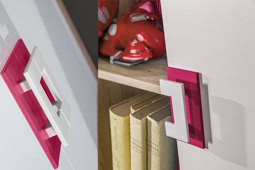 meble NICO 07 wysoka komoda z szufladami drzwiami młodzieżowa dąb biały róż